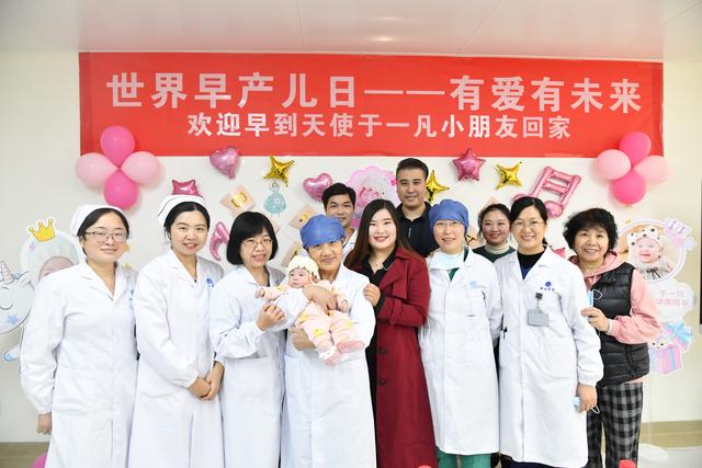 “巴掌宝宝”半岁归来，厚厚日记承载伟大母爱！协和医院成功救治630克超早产宝宝