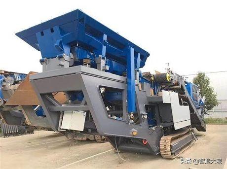 颚式破碎机牙板拉杆拿不出来