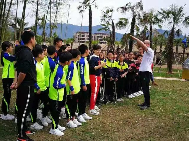 为啥那么多孩子都掉入了游戏的坑？