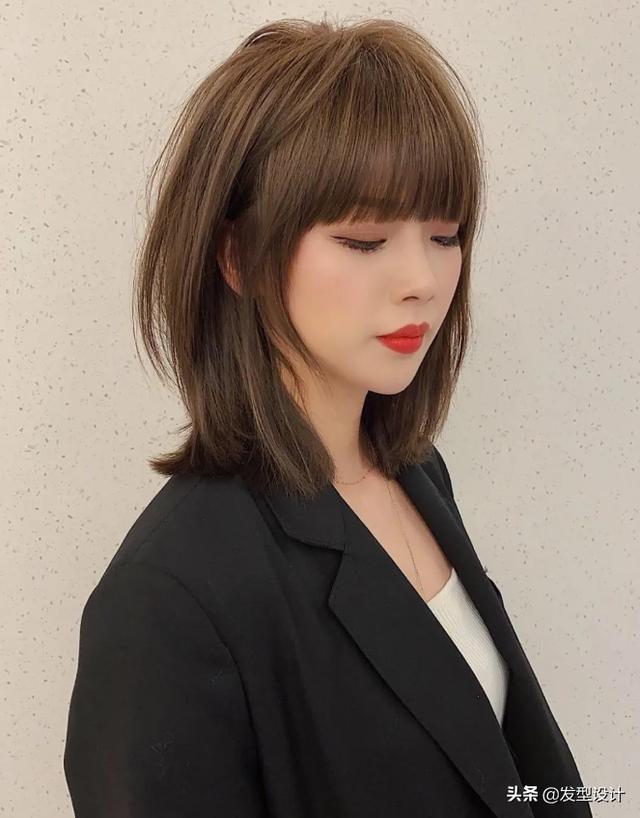 2020最洋气的减龄发型中长发中长发推荐发型