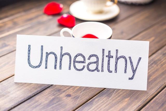 59岁养生专家患癌去世，提醒：养生不能盲目，5个误区尽量避开