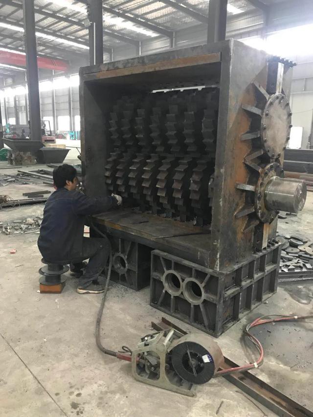 临沂水果框破碎机多少钱一台