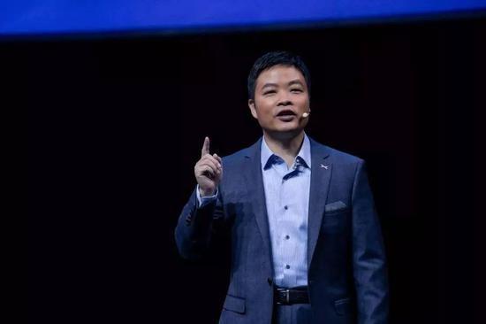 那个37岁把公司卖给马云，套现300亿的年轻人，如今怎么样了？