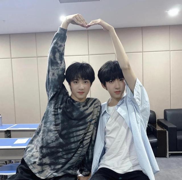 马嘉祺,宋亚轩,贺峻霖:外来务工组