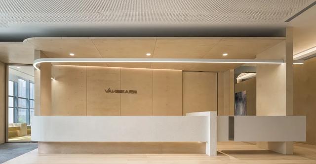 建筑工程宣传颜色的搭配展图