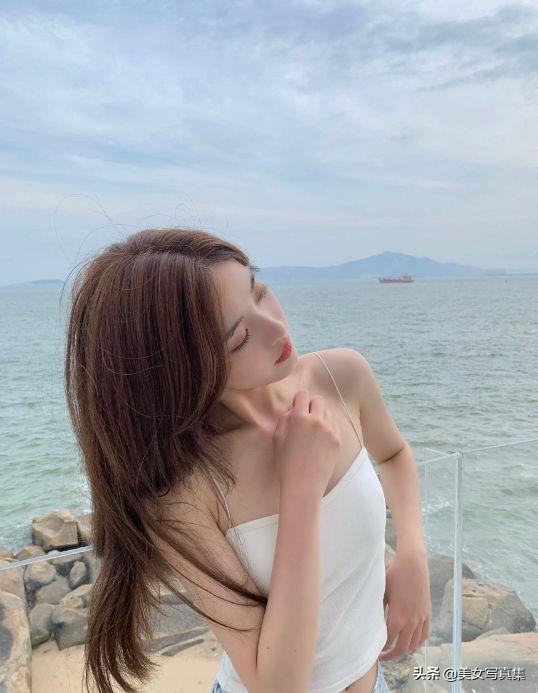 海边美女