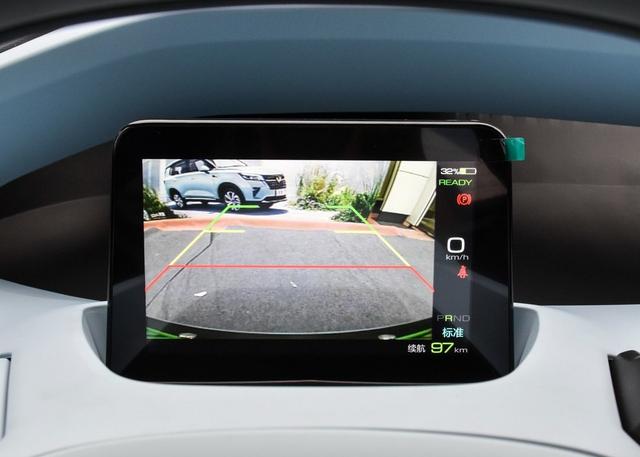 五菱NanoEV宣告上市，4.98万起续航305km，还有B站、迪士尼限定款