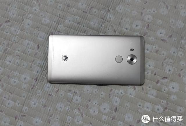 一代神机，麒麟芯片崛起的一代—华为 Mate  8 2021体验