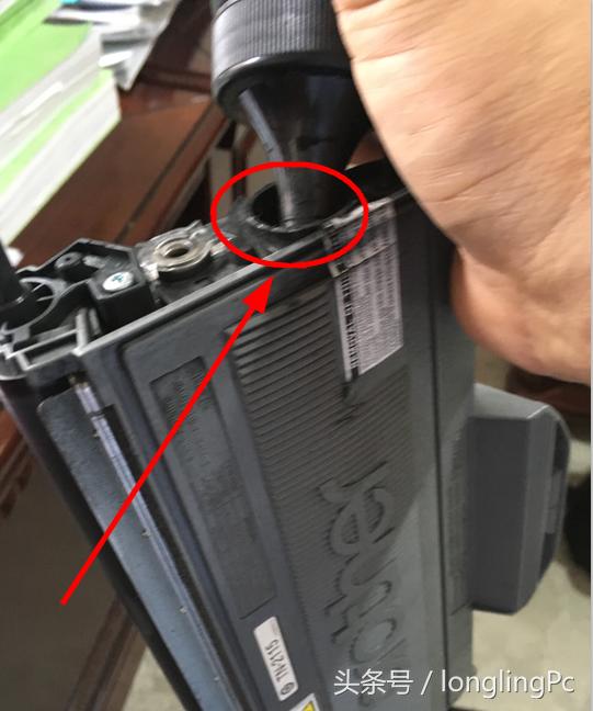 打印机怎么加碳粉惠普打印机怎么加碳粉