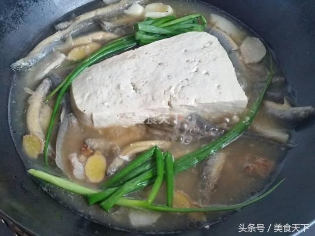 泥鳅钻豆腐