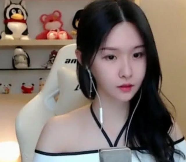 啊冷跳舞(阿冷摸头舞)