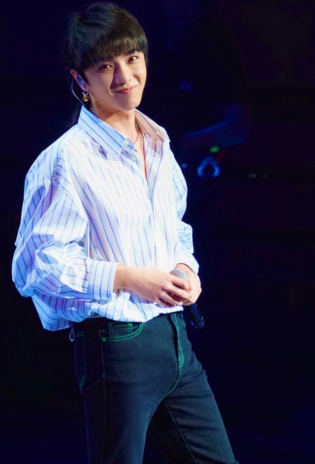 华晨宇情商堪忧_华晨宇超拽发言-天晟网