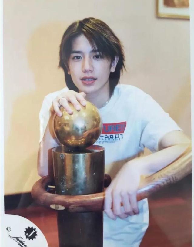 泷泽秀明山下智久:史上最帅霸道总裁泷泽秀明，是杰尼斯的一盘大棋12