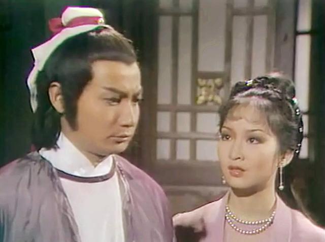 ��װ�������Ӿ��ϰ�����Щ(TVB�����������1979�桶����˫�����������㡷�����緢����һ��)