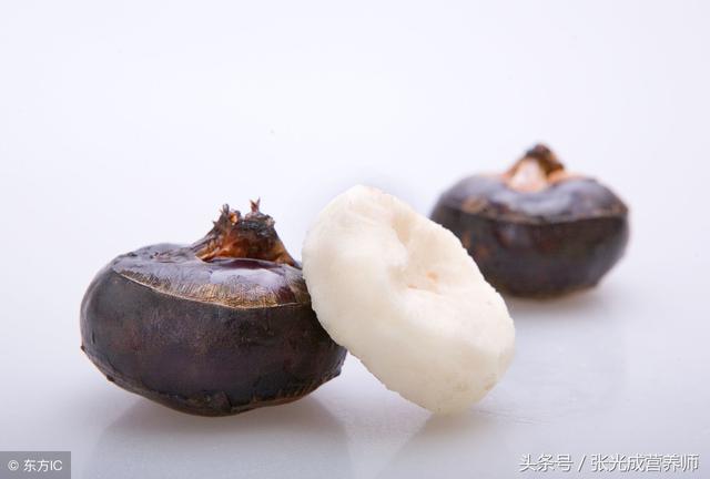 荸荠又名马蹄,地栗等,为水生莎草科植物的球茎.
