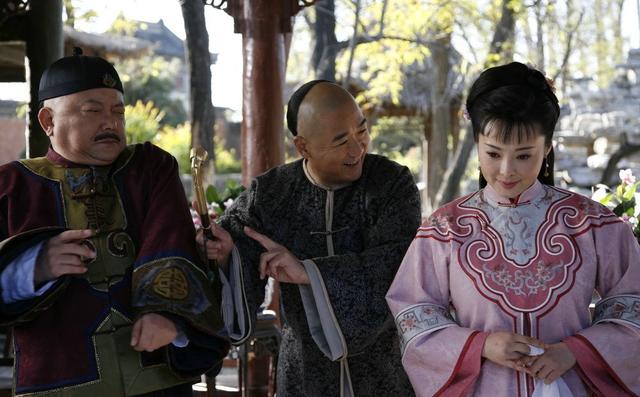 纪晓岚老婆:《铁齿铜牙纪晓岚》3位主演的夫人，相比较之下，还是她最幸福