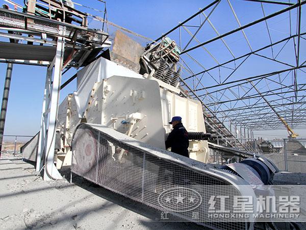 手动移动反击式破碎机诚信互利