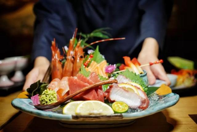 被催着开二店的口碑日料店,一开业就成抖音霸屏网红!