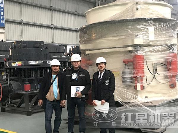 900圆锥式破碎机