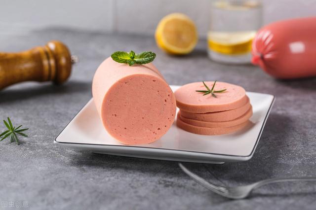 壹健康小知识：火腿肠一般是什么肉？火腿肠可以生吃吗