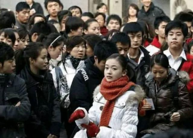 31岁的吴谨言，就这样改写了她的结局，跌落的口碑到底是回不去了