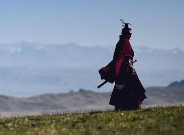 全网都期待秦王政摔孩子，最终还是没摔成，为啥全网却一片叫好？