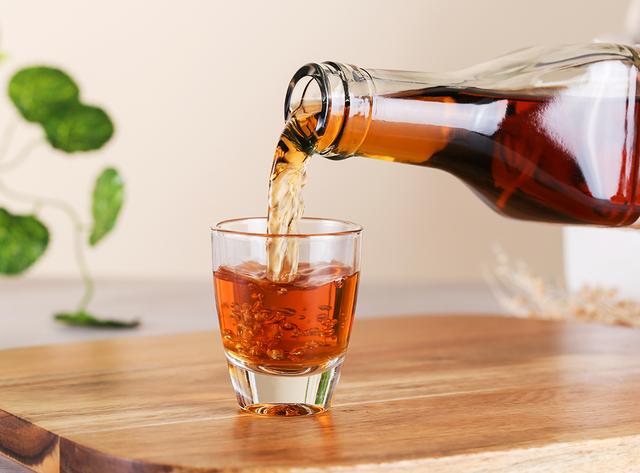 封了三年的糯米老酒好吗（多年的糯米酒能喝吗）