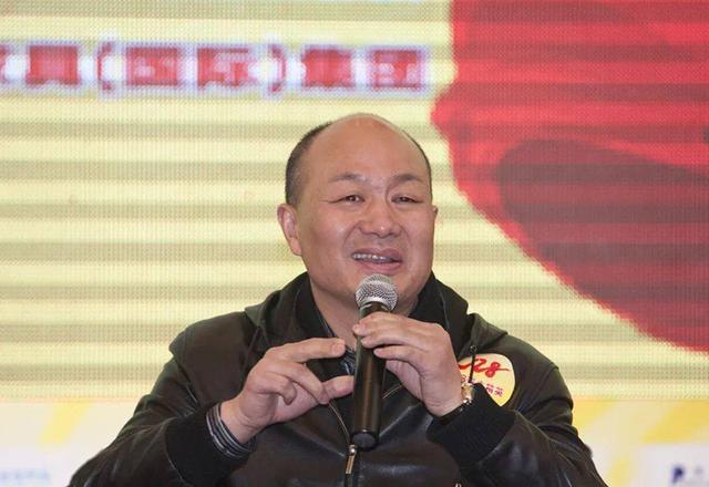 爱尔眼科陈邦：深谙资本之道的外行人，退伍军人变身为千亿首富