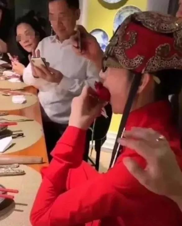 杨丽萍婚姻 杨丽萍婚姻（杨丽萍婚姻状况） 生活