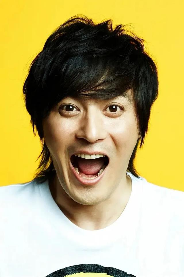 导演: 朴勋政编剧: 朴勋政主演: 张东健 / 金明民 / 朴熙顺 /李钟硕