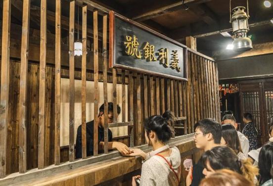 剧本杀不吃香了？一年倒闭上万家店，有从业者亏损达百万