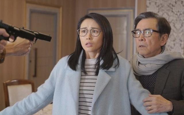 时隔12年再拍TVB剧 刚刚与相恋11年男友分手 曾被称金童玉女