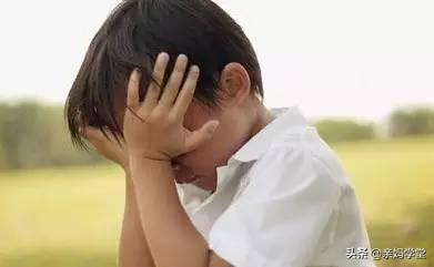 孩子哭泣是自我释放的过程，允许孩子哭，是为人父母最好的温柔