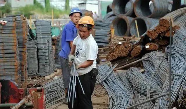 水泥、钢筋、等建材大涨价，“房产链”扛得住吗？房企日子不好过