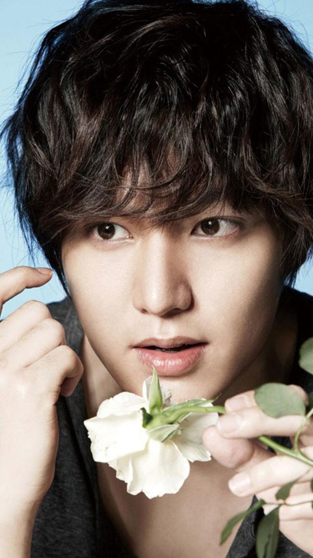 这6个明星明明是纯天然，却像极了整容脸，你看走眼几个？