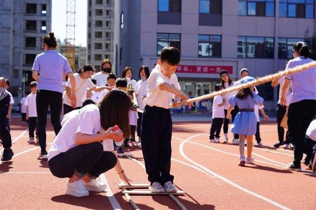 童心向党爱祖国 快乐运动促健康—汉江实验学校幼儿园亲子运动会