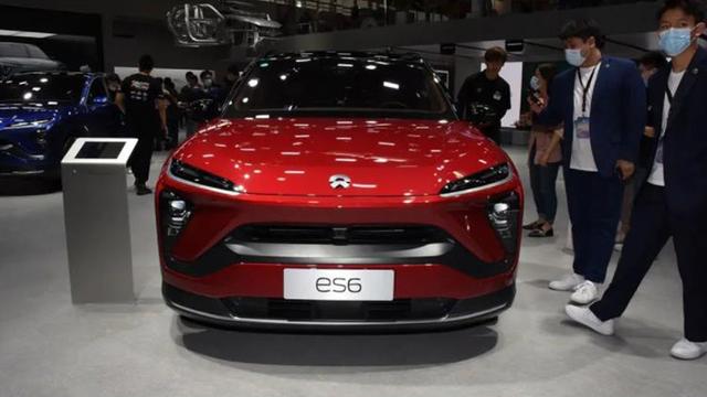 蔚来ES6做销量支柱，一个“便宜”三个爱？