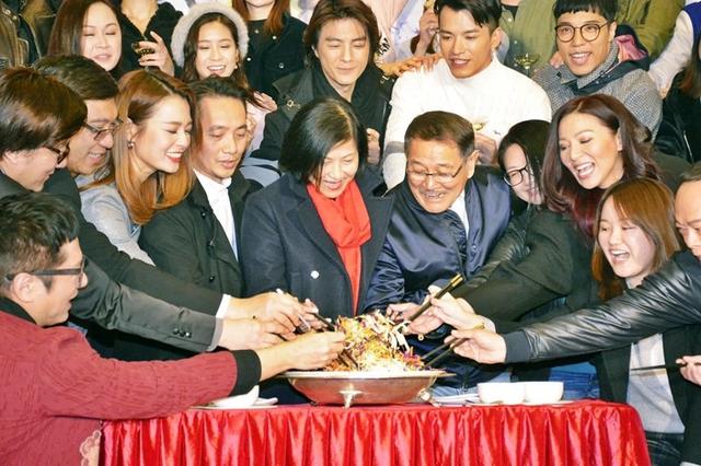 《爱回家之开心速递》被指停播！TVB“大小姐”：陆续收到新剧本
