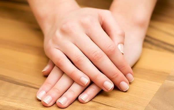 体内有病，手指先知？手指出现这5种情况，可能预示身体出了问题