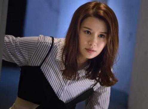 她用4年时间便获得的视后，曾一度收入为0，落魄到借钱过日子