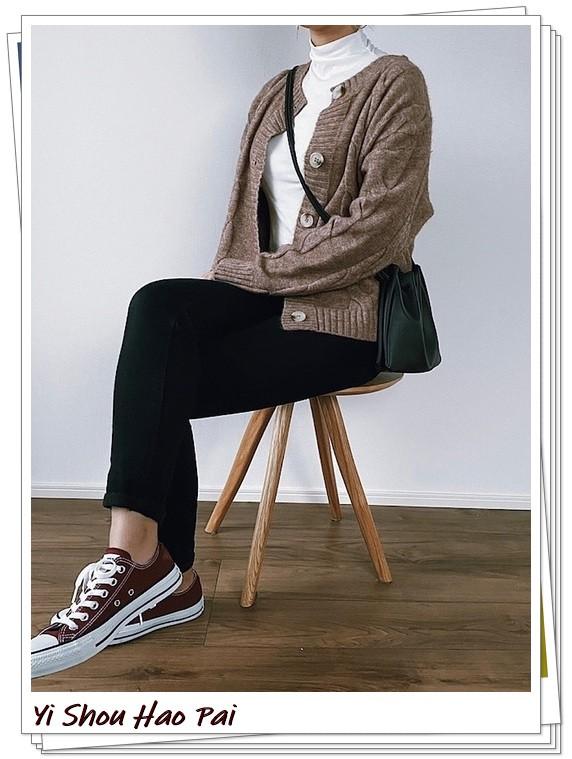 红鞋子搭配什么裤子好看（红色匡威鞋的秋冬穿搭27例）