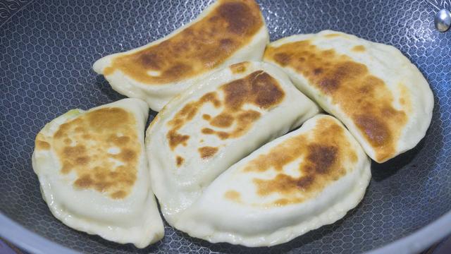 阳春三月，养肝“黄金期”，10食物要多吃，滋阴养肝，越吃越年轻