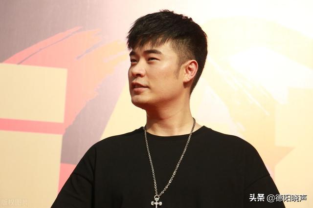 抖音粉丝排行榜（抖音前十名都有谁）