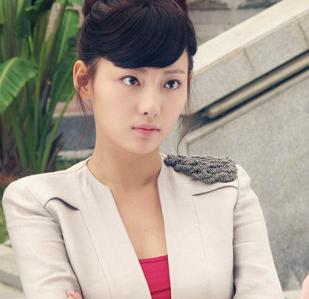 9,2013年《精忠岳飞》,饰演吴素素8,2012年《乱世风雨情》,饰演刘映雪