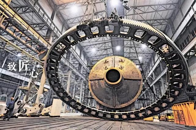 重工业才是中国未来、人类未来，中国应重新拥抱重工业