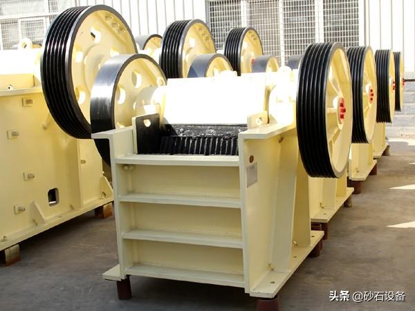 液压岩石破碎机破碎混凝土类_混凝土拆除分裂机