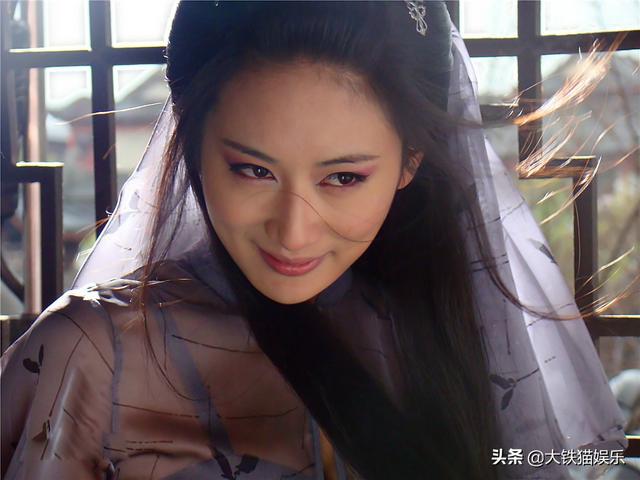 风情万种的意思是什么