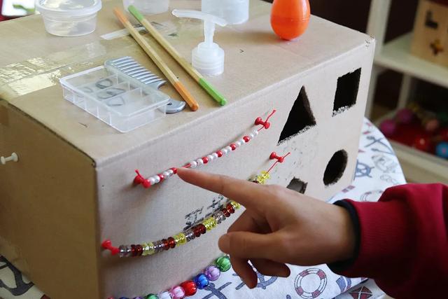 指尖风采 创意无限——教师DIY玩教具比赛活动