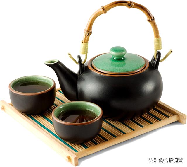 中医专家提醒：茶也有茶性，秋冬喝茶要淡茶温饮才养生