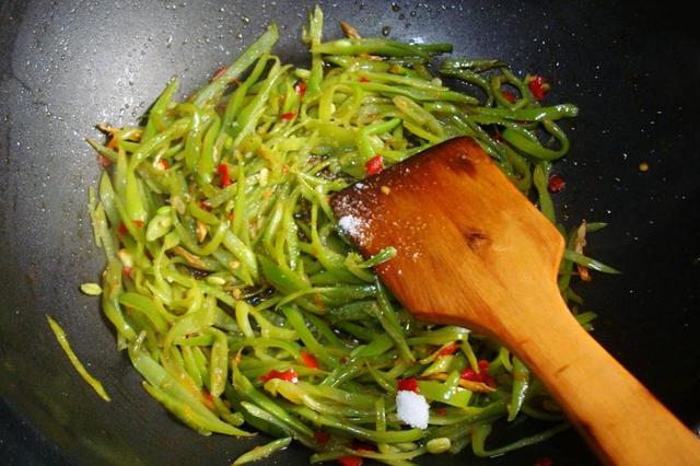 立秋后多吃它，一斤相当于15个鸡蛋15杯牛奶，给老人补蛋白质